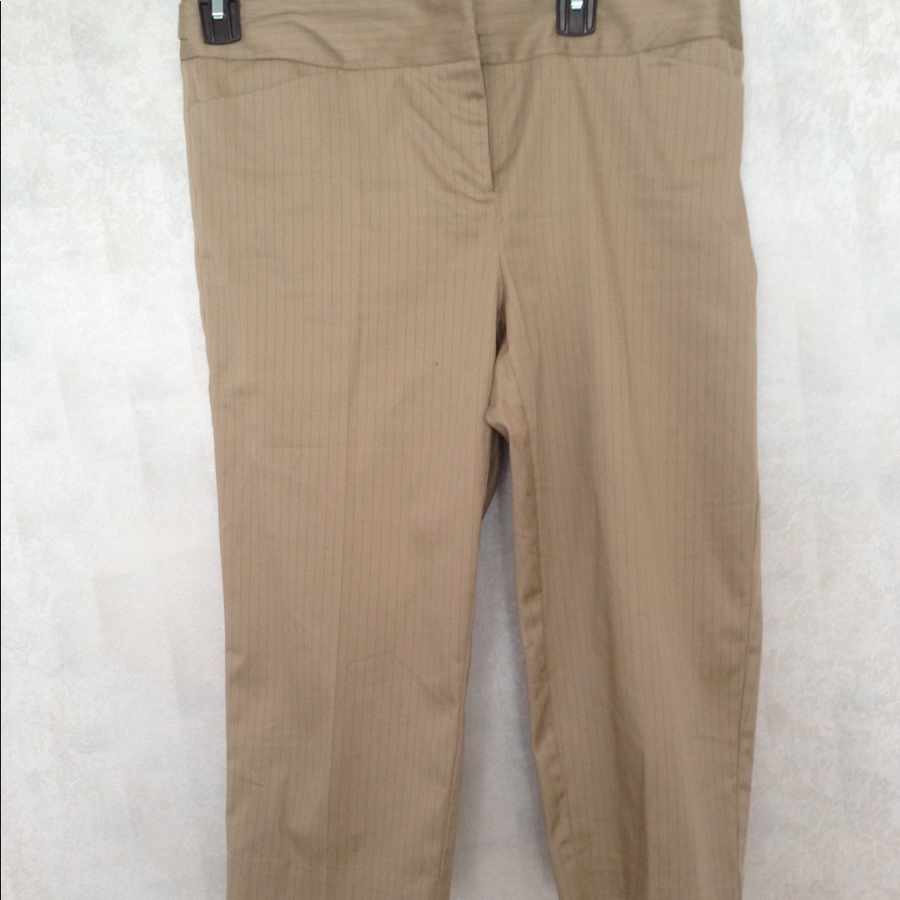 Cream capris